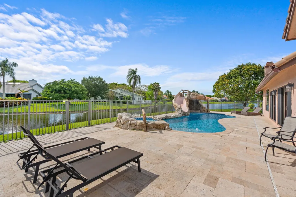 11220 NW 2nd Manor Coral Springs FL 33071