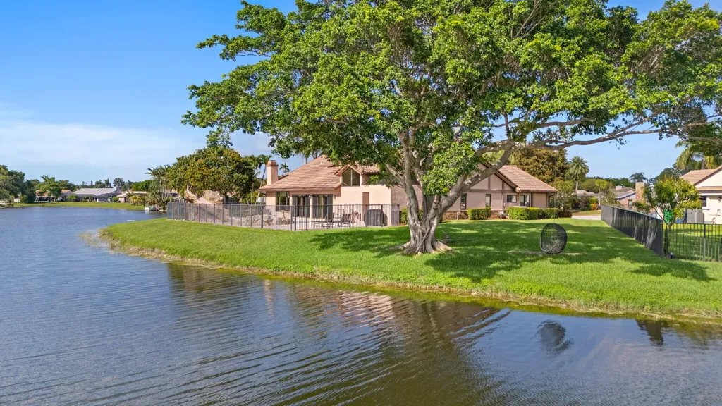 11220 NW 2nd Manor Coral Springs FL 33071