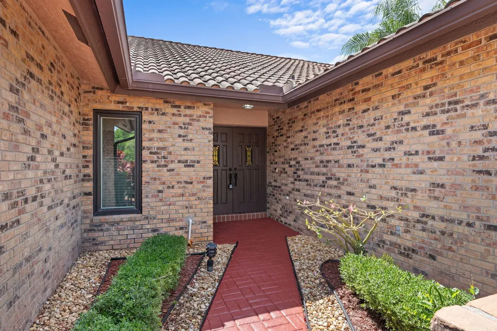 11220 NW 2nd Manor Coral Springs FL 33071