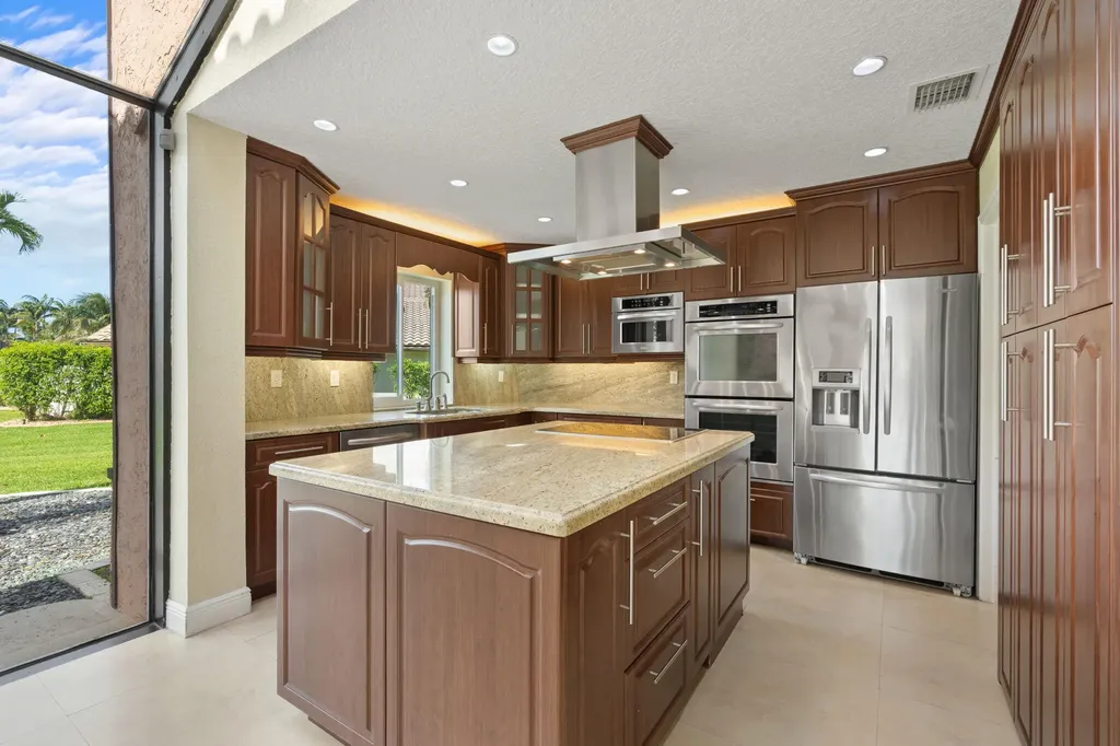 11220 NW 2nd Manor Coral Springs FL 33071