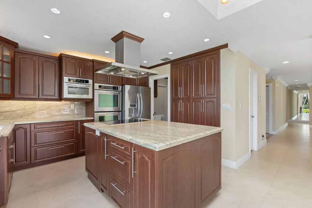 11220 NW 2nd Manor Coral Springs FL 33071