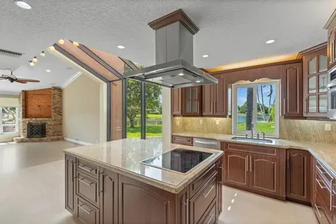 11220 NW 2nd Manor Coral Springs FL 33071