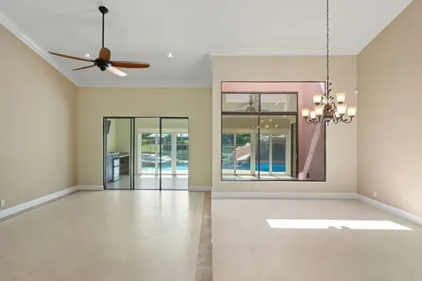 11220 NW 2nd Manor Coral Springs FL 33071