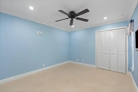 11220 NW 2nd Manor Coral Springs FL 33071