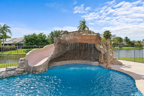 11220 NW 2nd Manor Coral Springs FL 33071