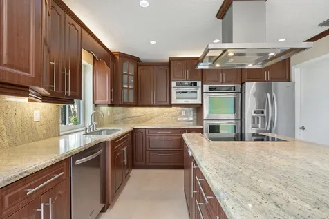 11220 NW 2nd Manor Coral Springs FL 33071