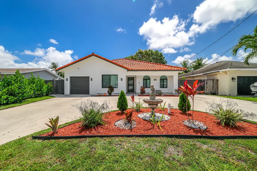 2000 SW 28th Avenue Fort Lauderdale FL 33312
