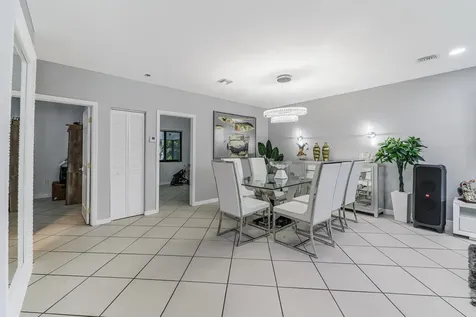 2000 SW 28th Avenue Fort Lauderdale FL 33312