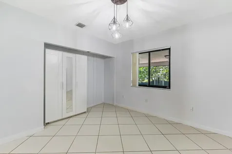 2000 SW 28th Avenue Fort Lauderdale FL 33312