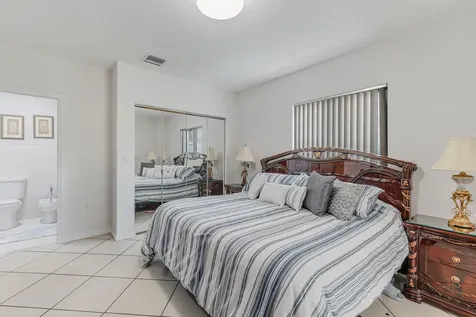 2000 SW 28th Avenue Fort Lauderdale FL 33312
