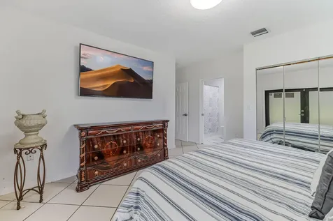 2000 SW 28th Avenue Fort Lauderdale FL 33312