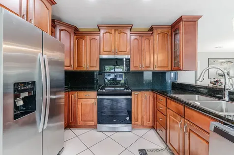 2000 SW 28th Avenue Fort Lauderdale FL 33312