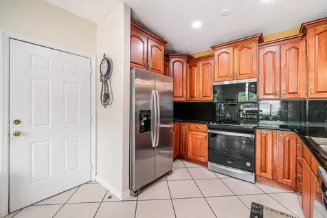 2000 SW 28th Avenue Fort Lauderdale FL 33312