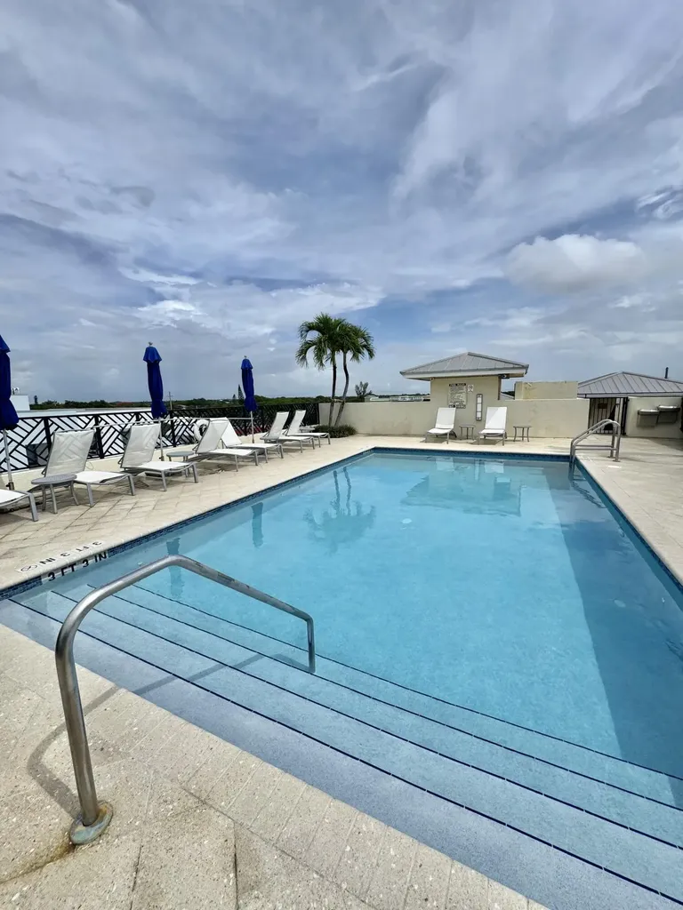 225 NE 1st Street Delray Beach FL 33444