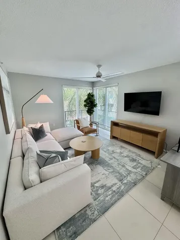 225 NE 1st Street Delray Beach FL 33444