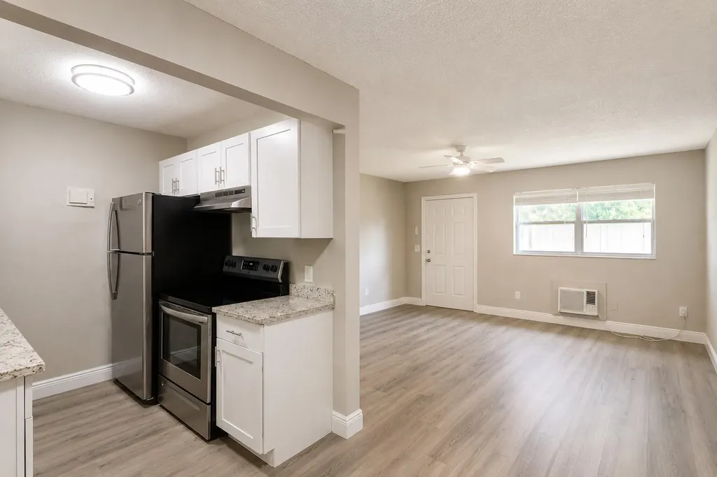 417 N E Street Lake Worth Beach FL 33460