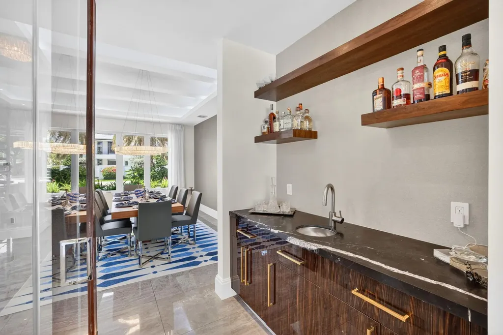 39 Pelican Drive Fort Lauderdale FL 33301