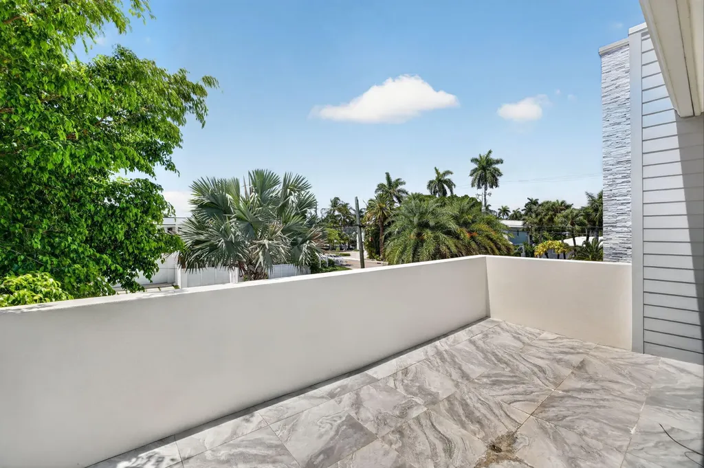 39 Pelican Drive Fort Lauderdale FL 33301