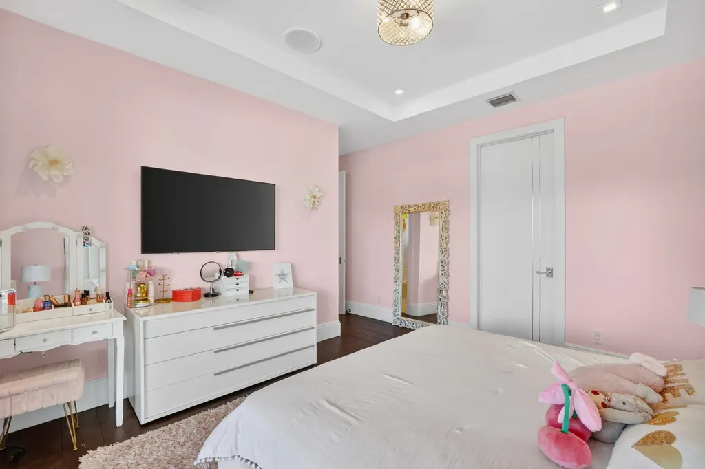 39 Pelican Drive Fort Lauderdale FL 33301