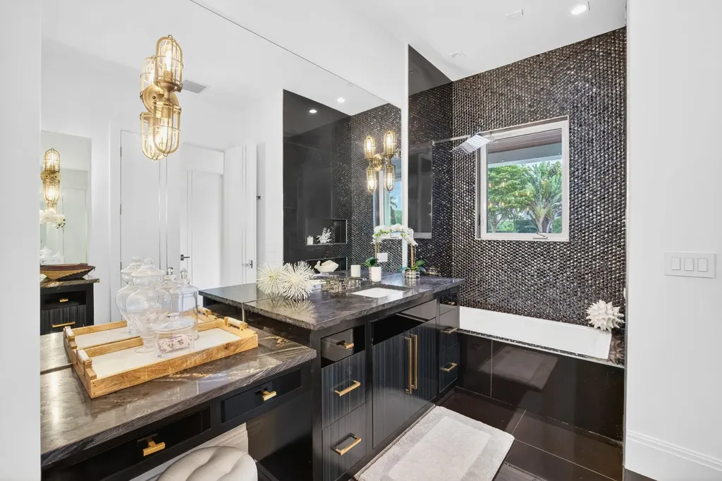 39 Pelican Drive Fort Lauderdale FL 33301