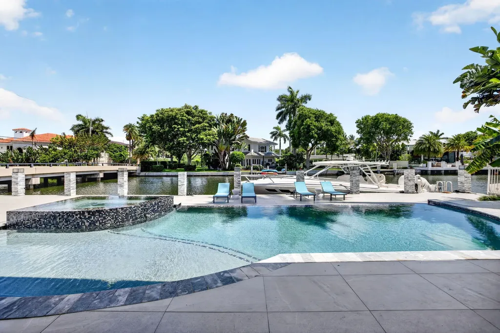 39 Pelican Drive Fort Lauderdale FL 33301