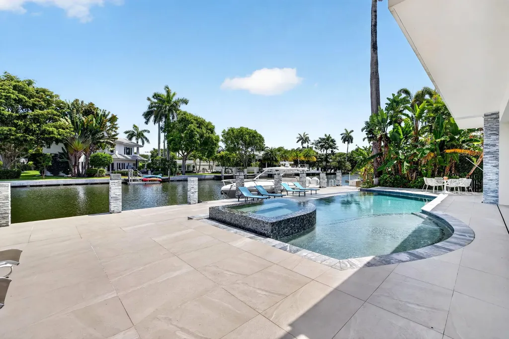 39 Pelican Drive Fort Lauderdale FL 33301