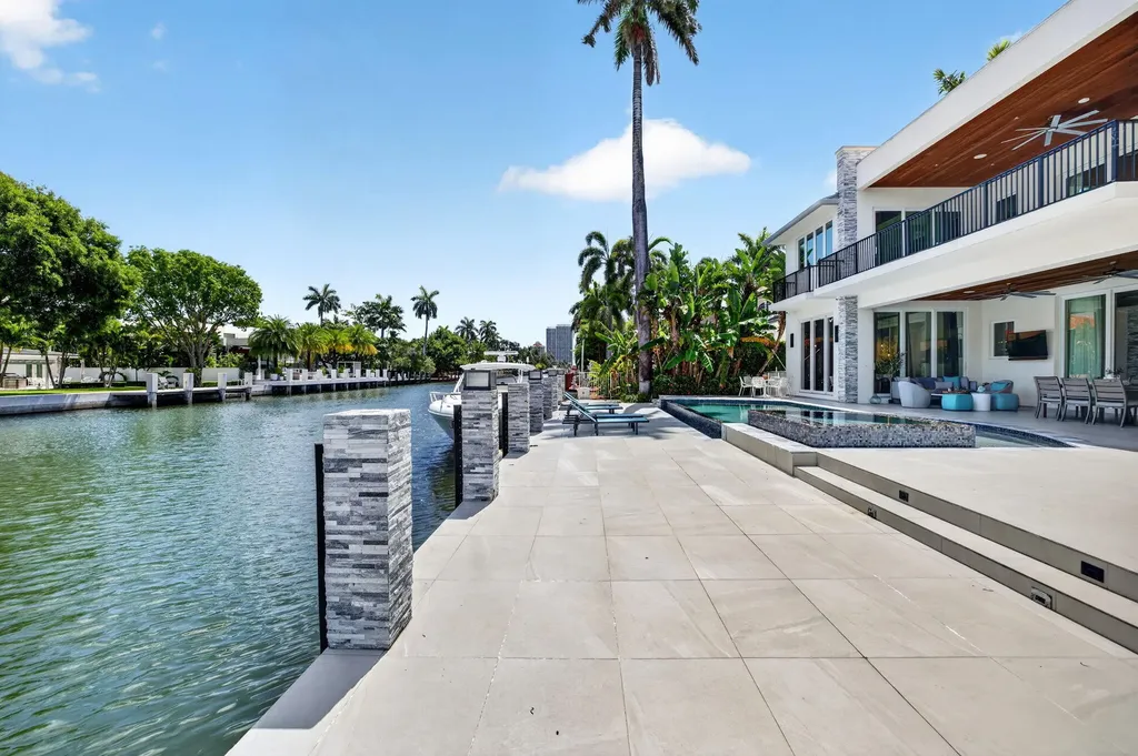 39 Pelican Drive Fort Lauderdale FL 33301