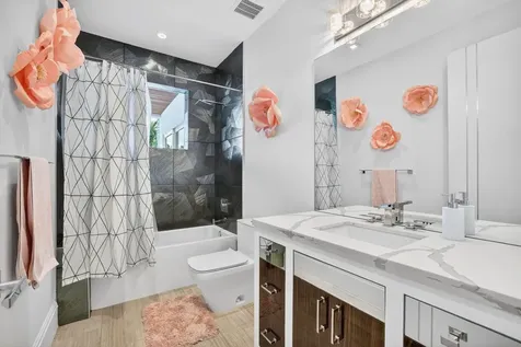 39 Pelican Drive Fort Lauderdale FL 33301