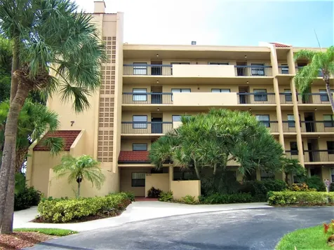 600 Egret Circle Delray Beach FL 33444
