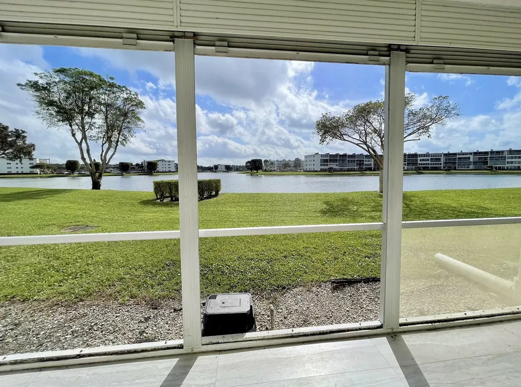 1030 Rexford B Boca Raton FL 33434