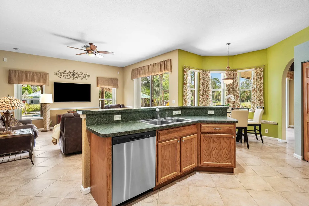 13615 61st Lane N West Palm Beach FL 33412