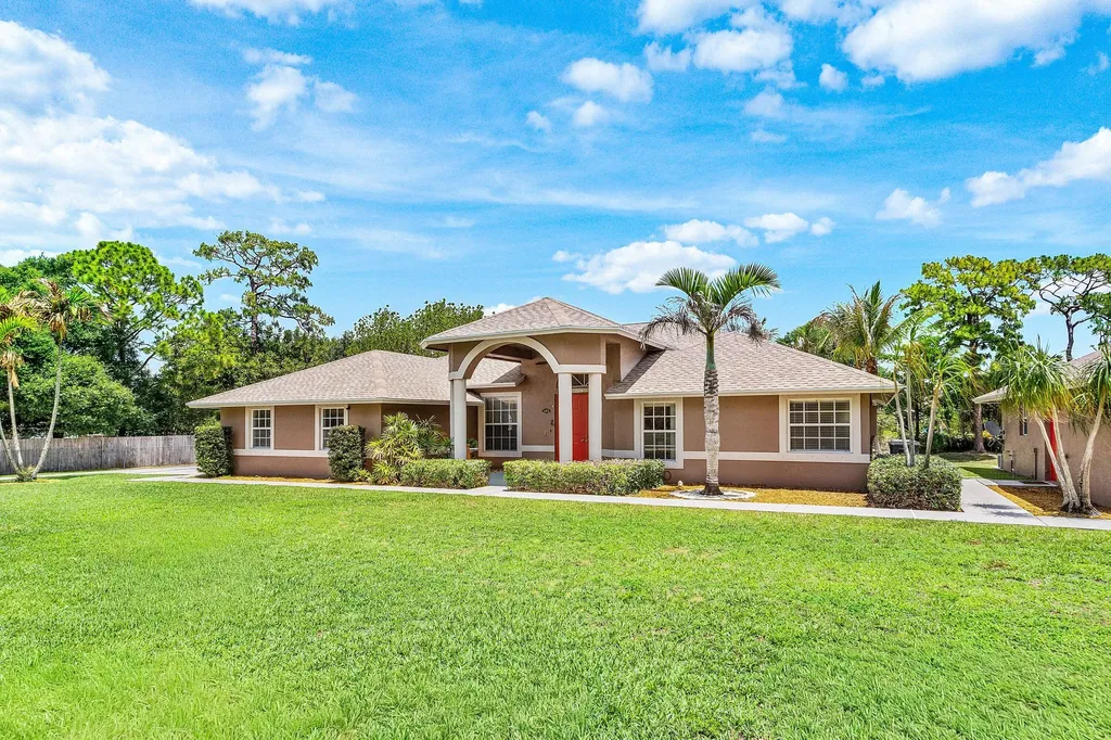 13615 61st Lane N West Palm Beach FL 33412