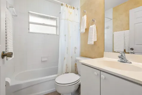 13615 61st Lane N West Palm Beach FL 33412