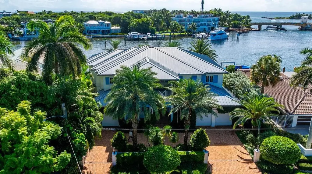 2798 NE 24th Street Lighthouse Point FL 33064
