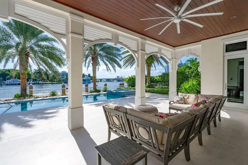 2798 NE 24th Street Lighthouse Point FL 33064