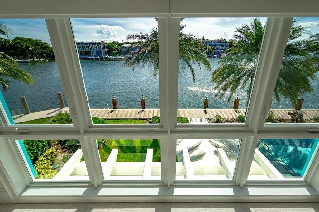 2798 NE 24th Street Lighthouse Point FL 33064