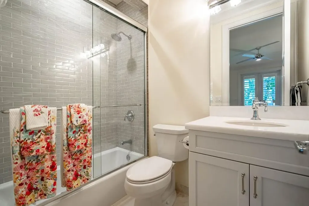 2798 NE 24th Street Lighthouse Point FL 33064