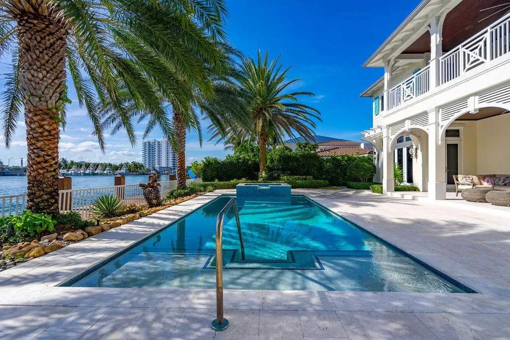 2798 NE 24th Street Lighthouse Point FL 33064