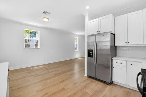 2502 N Dixie Highway Lake Worth Beach FL 33460