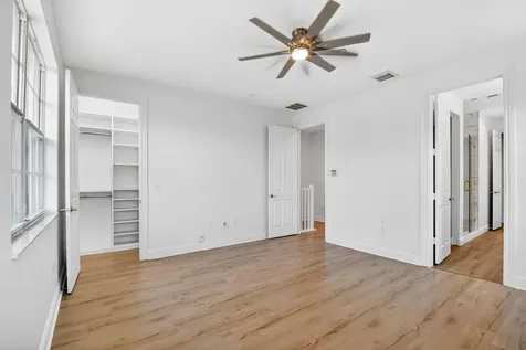 2502 N Dixie Highway Lake Worth Beach FL 33460