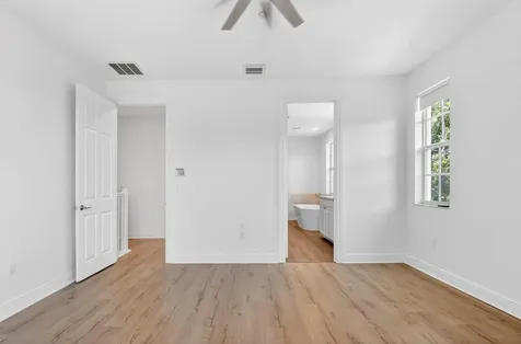 2502 N Dixie Highway Lake Worth Beach FL 33460