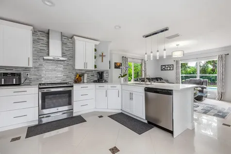 622 S Peppergrass Run S Royal Palm Beach FL 33411