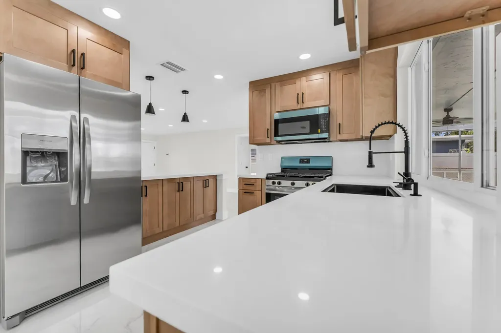 9351 NW 20th Place Sunrise FL 33322