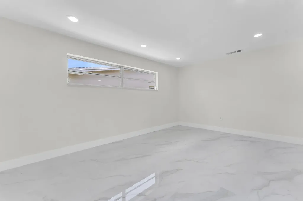 9351 NW 20th Place Sunrise FL 33322