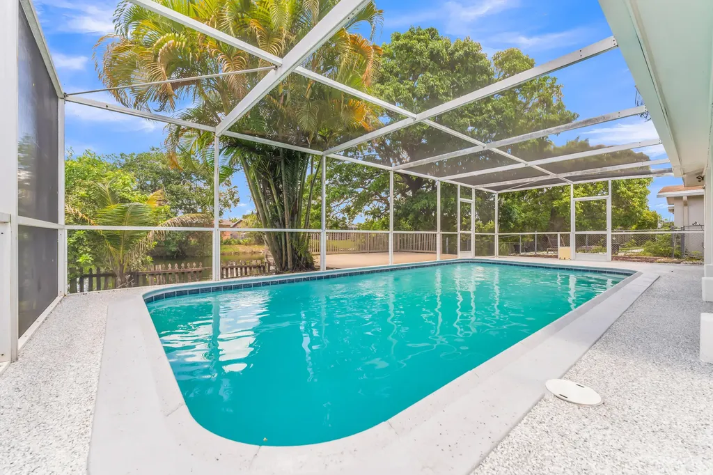 9351 NW 20th Place Sunrise FL 33322