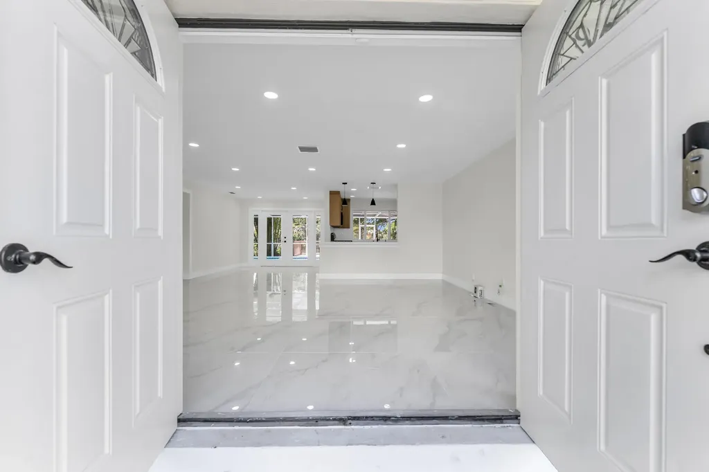 9351 NW 20th Place Sunrise FL 33322