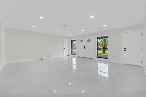9351 NW 20th Place Sunrise FL 33322