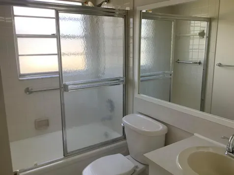 560 Fanshaw Boca Raton FL 33434