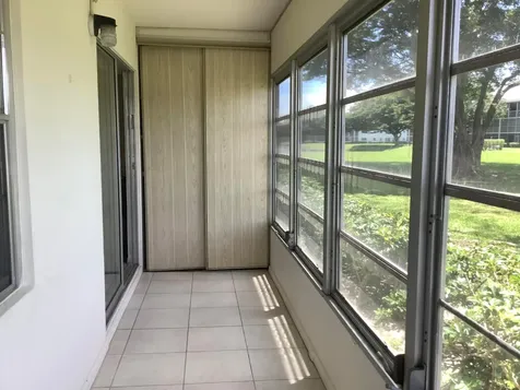 560 Fanshaw Boca Raton FL 33434