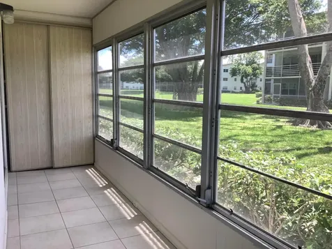 560 Fanshaw Boca Raton FL 33434